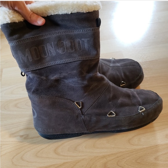 moon boots US womens Size 8 NEW - Picture 2 of 2